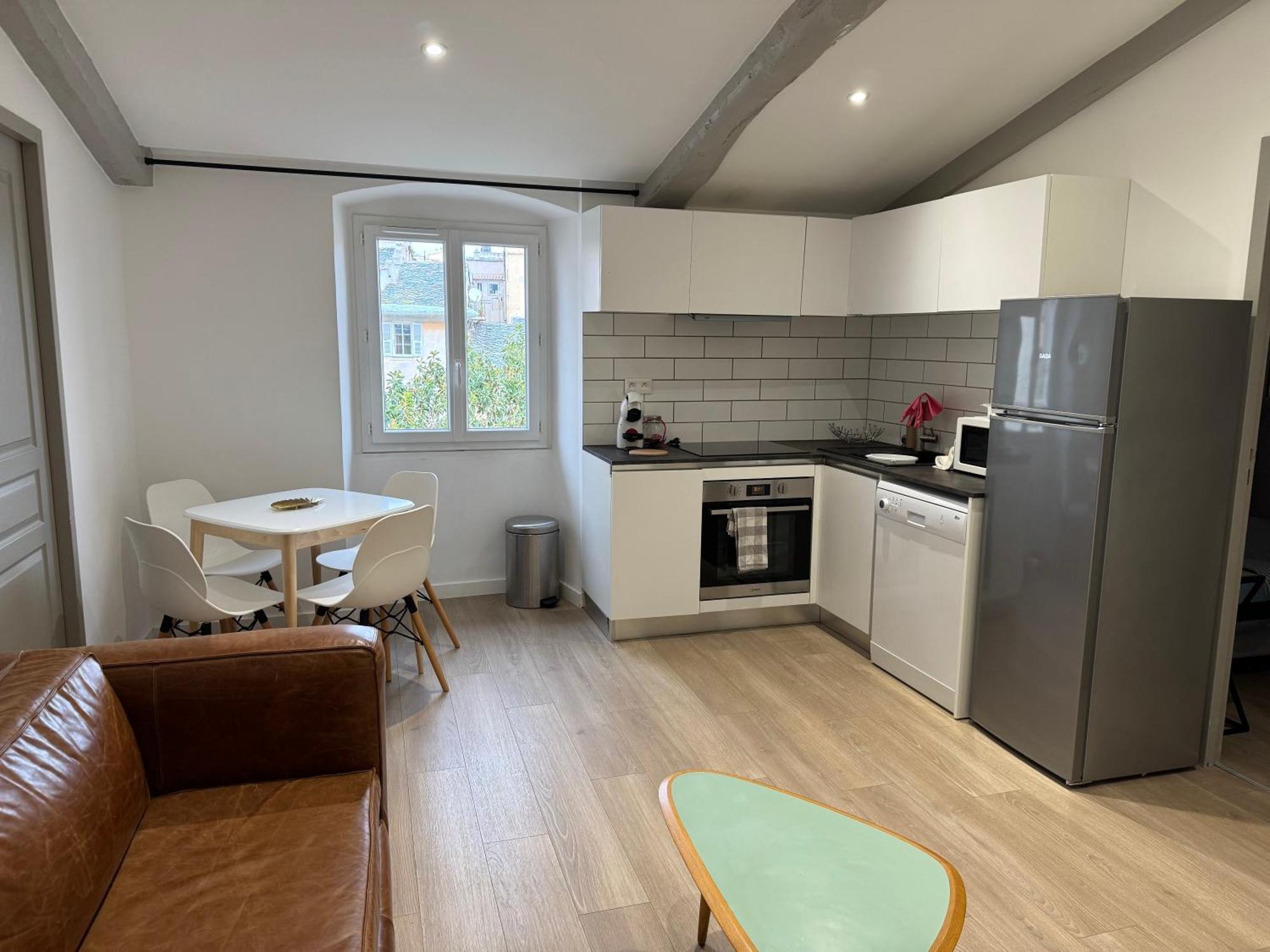 בסטיה Appartement Place Du Marche Bastia מראה חיצוני תמונה